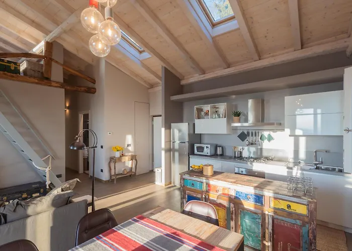 Sunset Terrace Loft - View On By Rent Lejlighed